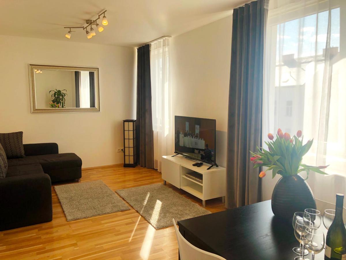 On The Top Apartments Prague Extérieur photo